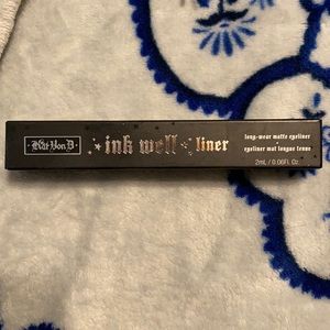 Kat Avon D ink well liner